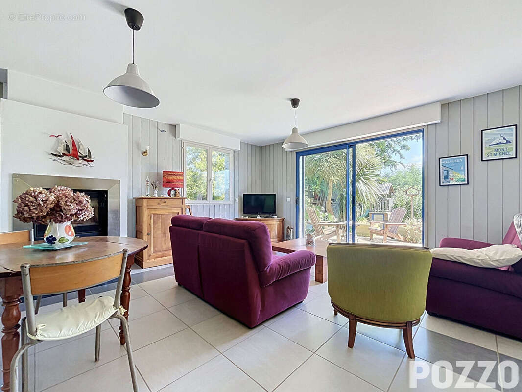 Maison Jullouville 5 pièce(s) 165 m2 - Maison ossature bois - 930 m² de terrain - photo 4