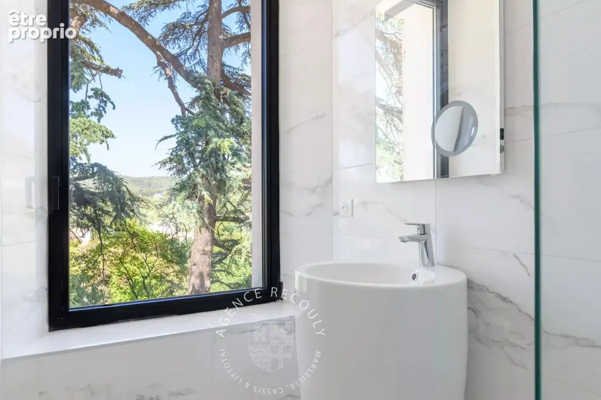 Bastide parfaitement renovee avec piscine - 13260 cassis - photo 12