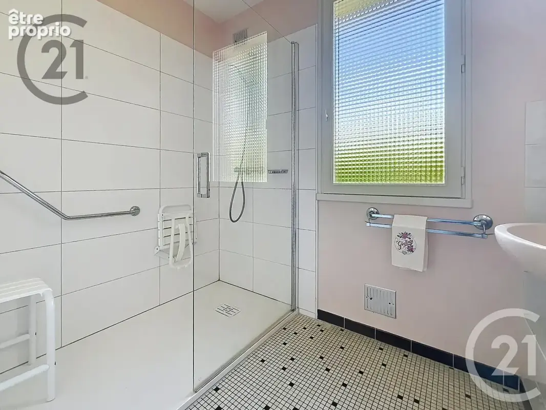 Maison 4 pièces 91 m² à vendre à Saint-Georges-Sur-Baulche (89000) - photo 9