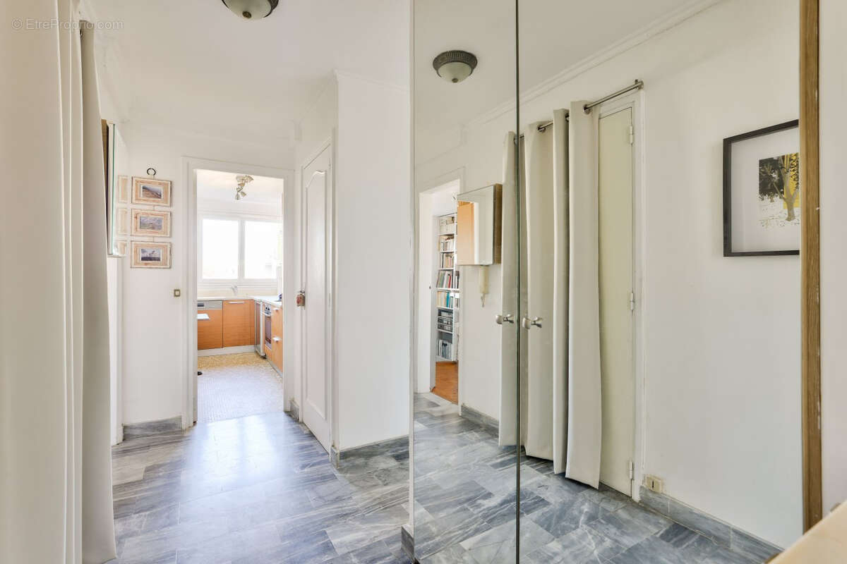 Appartement à NOGENT-SUR-MARNE