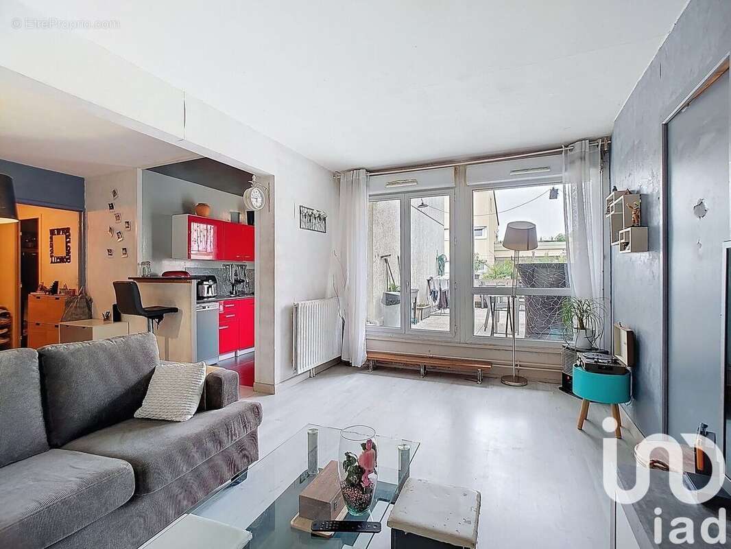 Photo 2 - Appartement à SAVIGNY-LE-TEMPLE