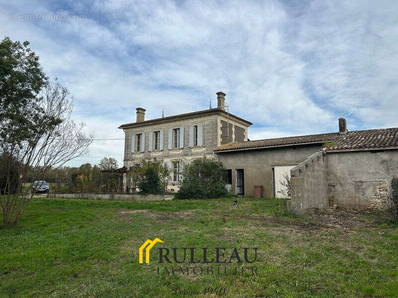 Maison à VERAC