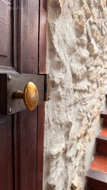 Orange   Élégante maison de maître en pierre avec studio indépendant, garage et terrasses - photo 31