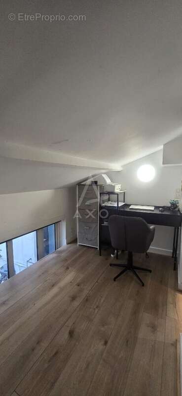 Appartement à PARIS-7E