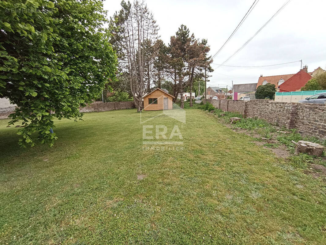 Terrain à LANCHERES