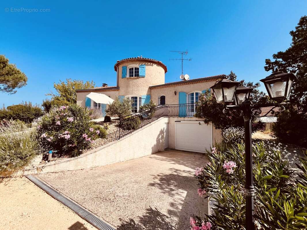 Maison de Style Provençal avec Piscine à Bergerac - photo 14