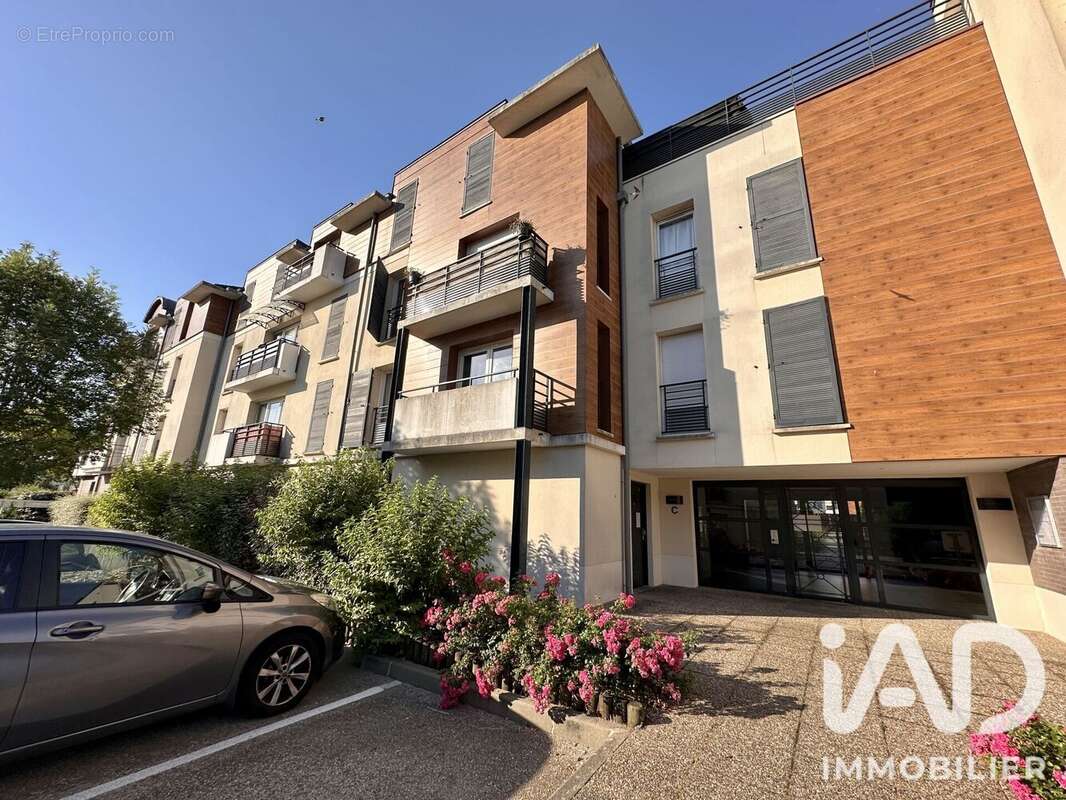 Photo 2 - Appartement à SAINT-PIERRE-DU-PERRAY