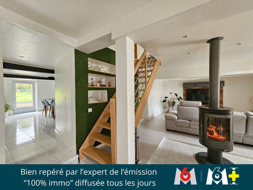 Maison à RAINNEVILLE