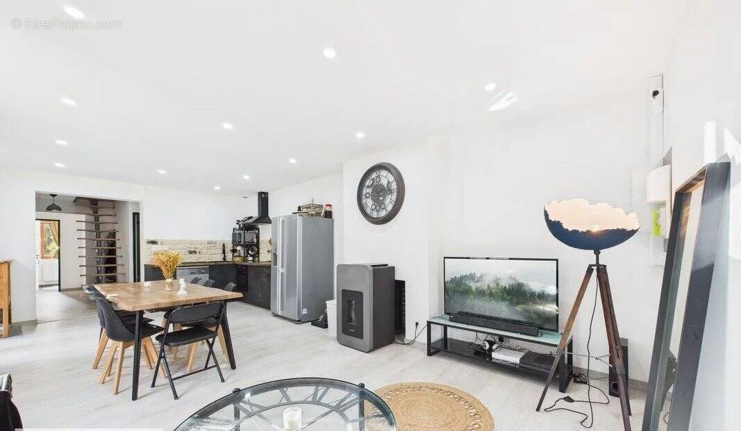 Maison à ERVY-LE-CHATEL