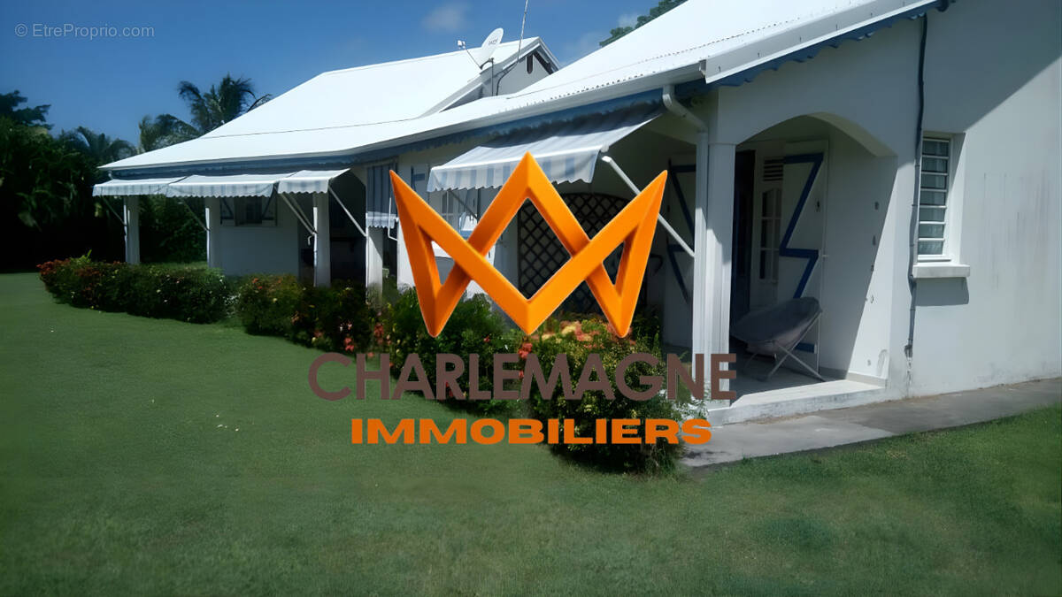 Maison à SAINT-FRANCOIS