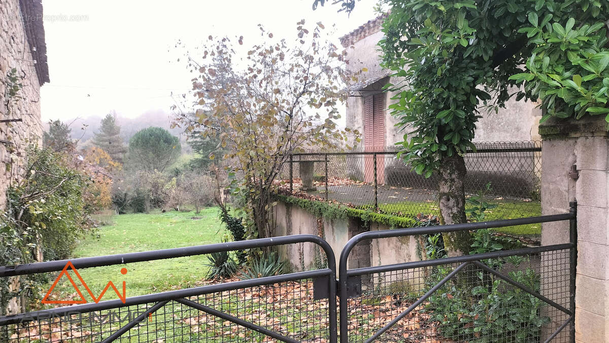 Maison à MILHARS