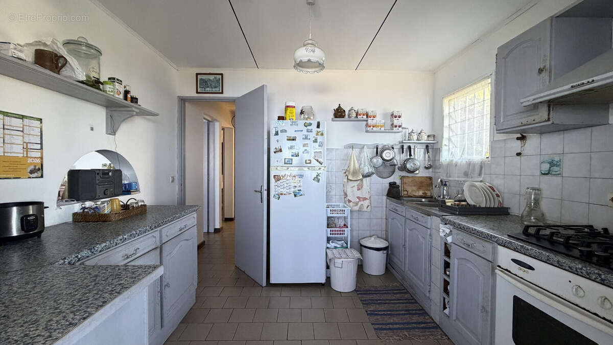 Maison 78 m² à Saint-Leu  - photo 6