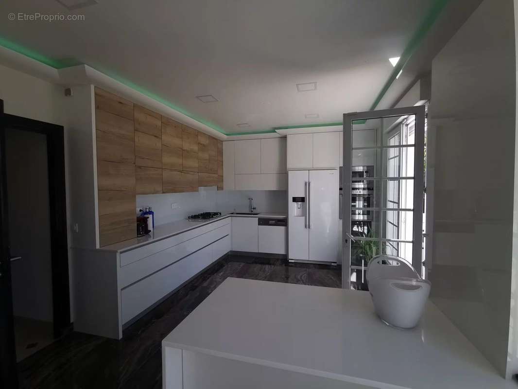 Maison à CHAMPS-SUR-MARNE