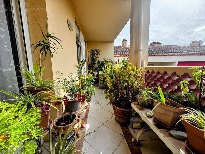 Appartement à COGOLIN