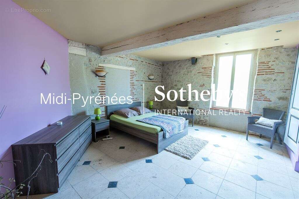 Maison à VILLENEUVE-SUR-LOT