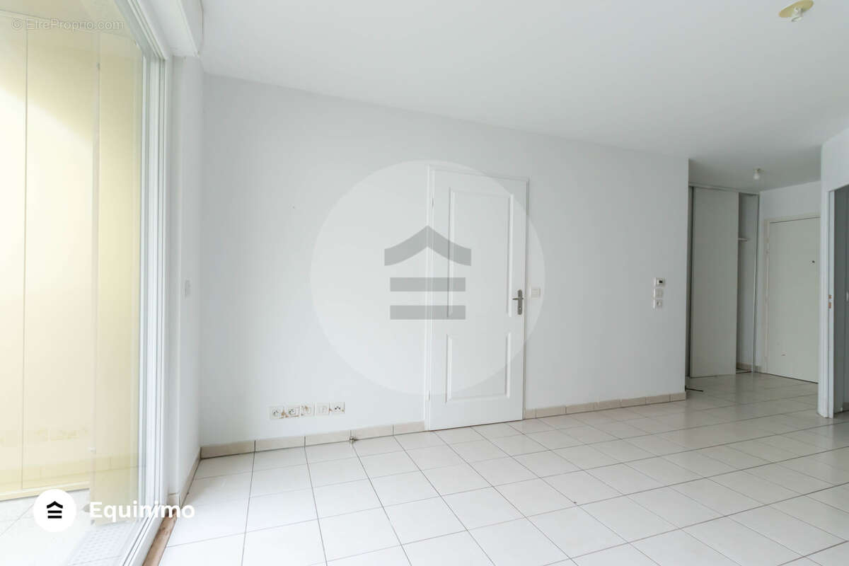 Appartement à ISSY-LES-MOULINEAUX