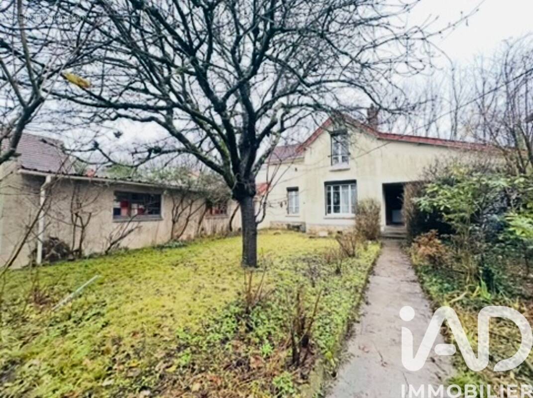 Photo 1 - Maison à PONTAULT-COMBAULT