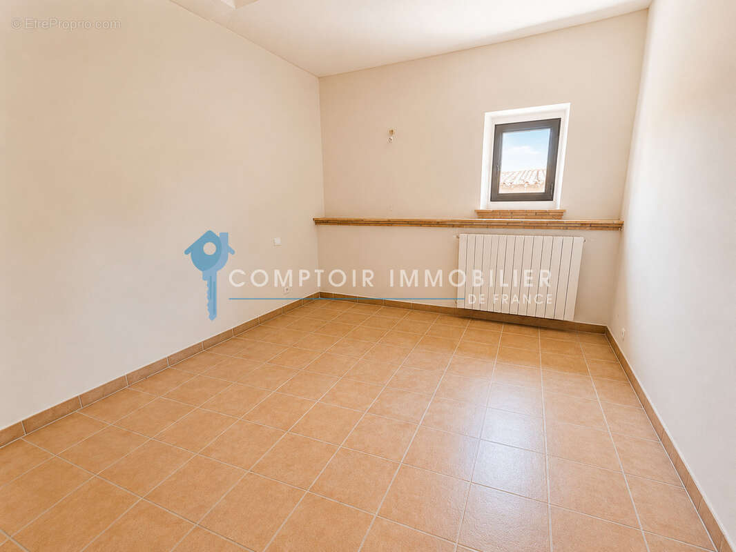Dépt hérault (34), à vendre sur juvignac maison de 110m2 - parcelle de 370m2 - preau de 130m2 - - photo 5