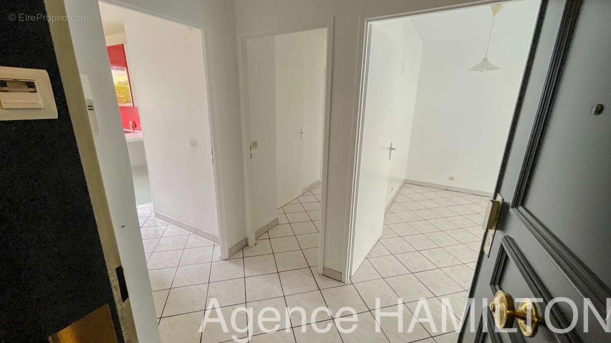 Appartement à VILLENEUVE-LA-GARENNE