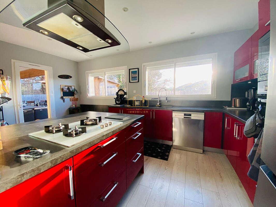 Maison à GUJAN-MESTRAS