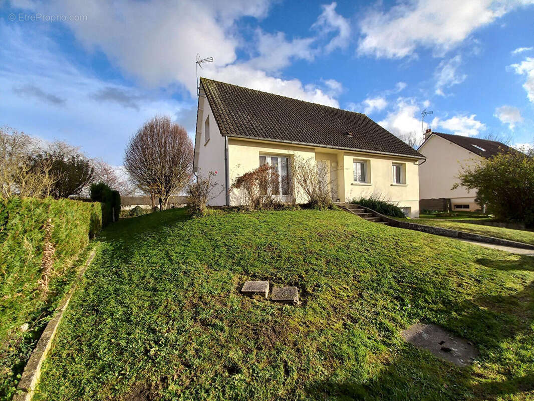 Maison à LA FERTE-BERNARD