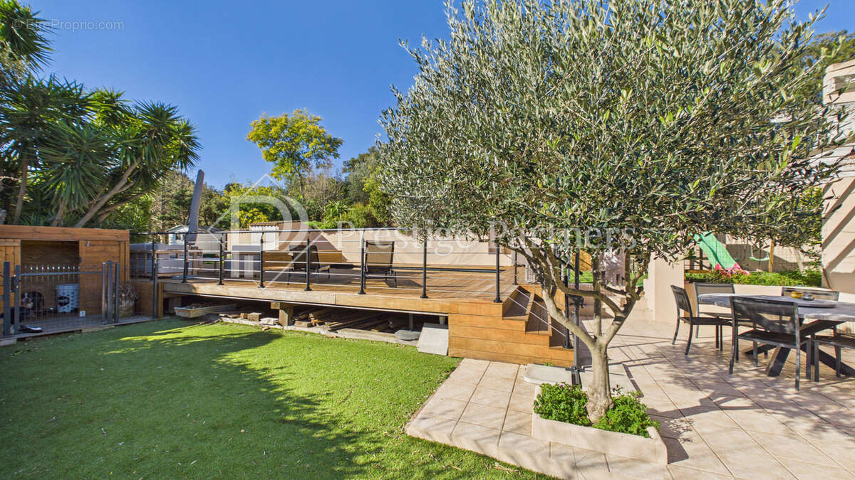 Villa avec piscine au Plan de la Tour - photo 20