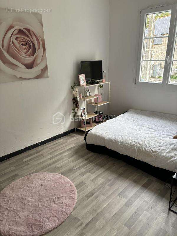 Maison de caractère avec fort potentiel locatif  en plein centre-ville de Chateaubriand ! - photo 11