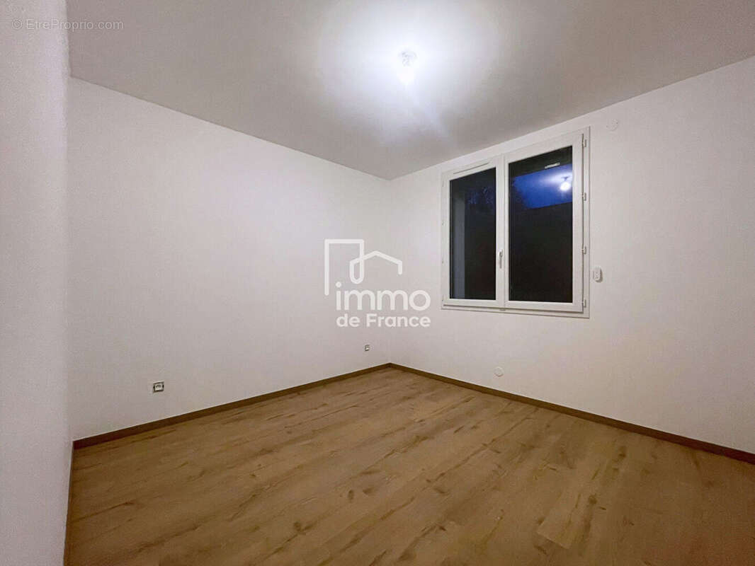 Appartement à POLLIAT