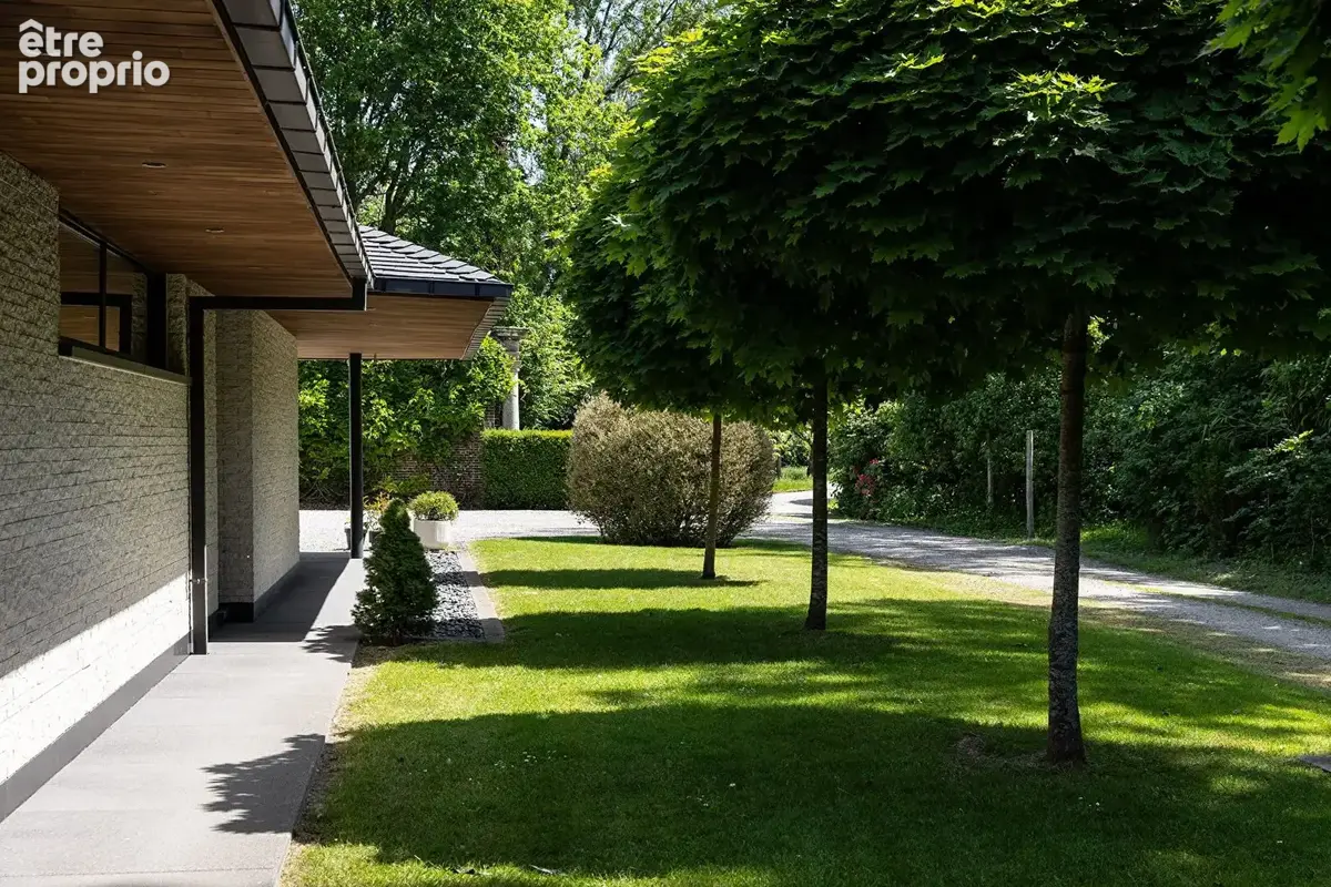 Maison 370 m² à Lambersart  - photo 3