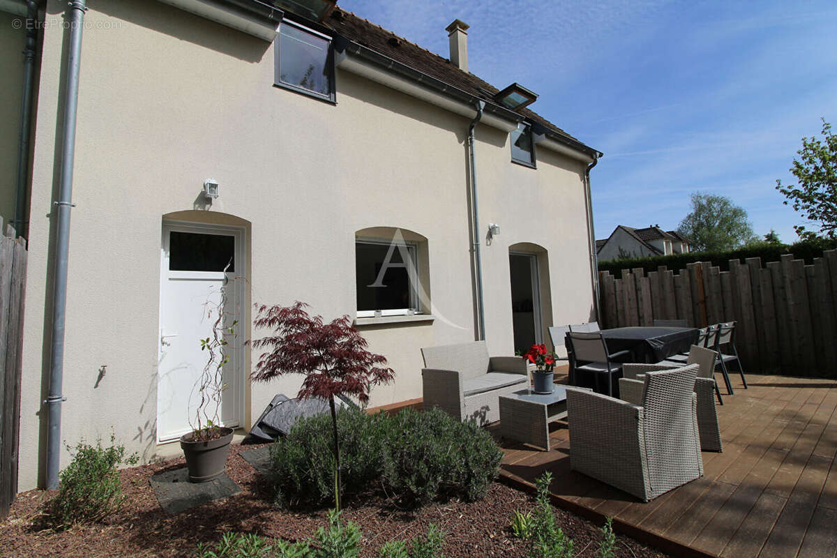 Maison à SAINT-GERVAIS-LA-FORET