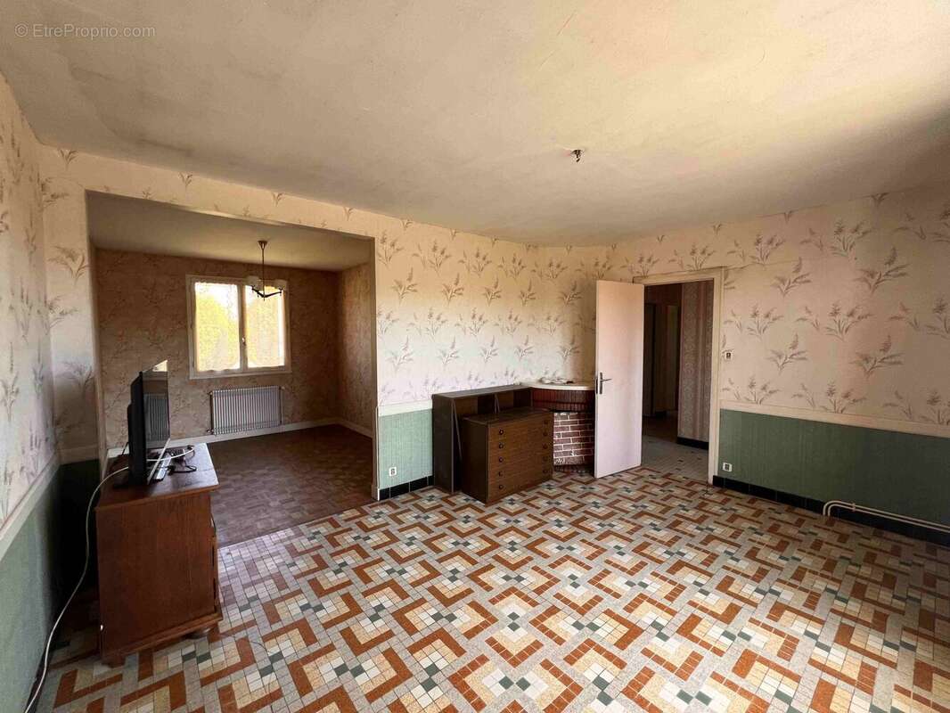 Maison à ROUMAZIERES-LOUBERT