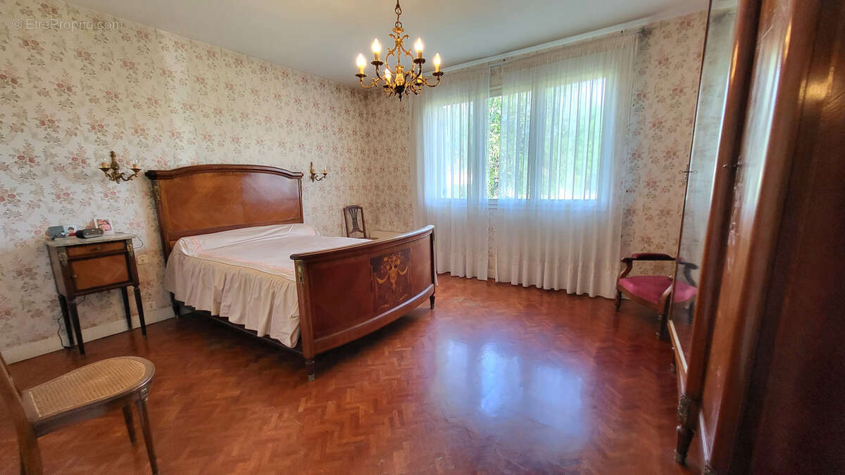 Maison à SAINT-ANDRE-DE-CUBZAC