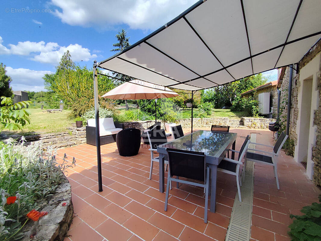 Maison à MAUPREVOIR