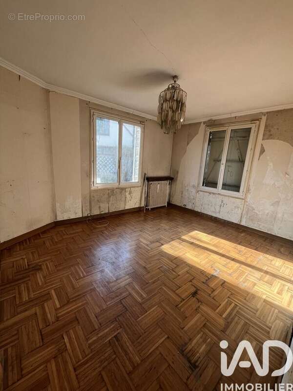 Photo 9 - Maison à VILLENEUVE-LE-ROI