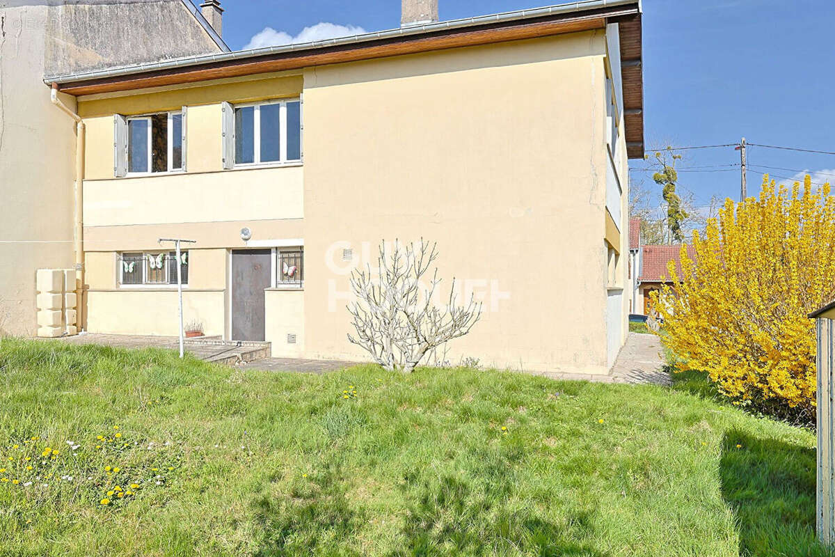 Maison à CHAMPIGNEULLES