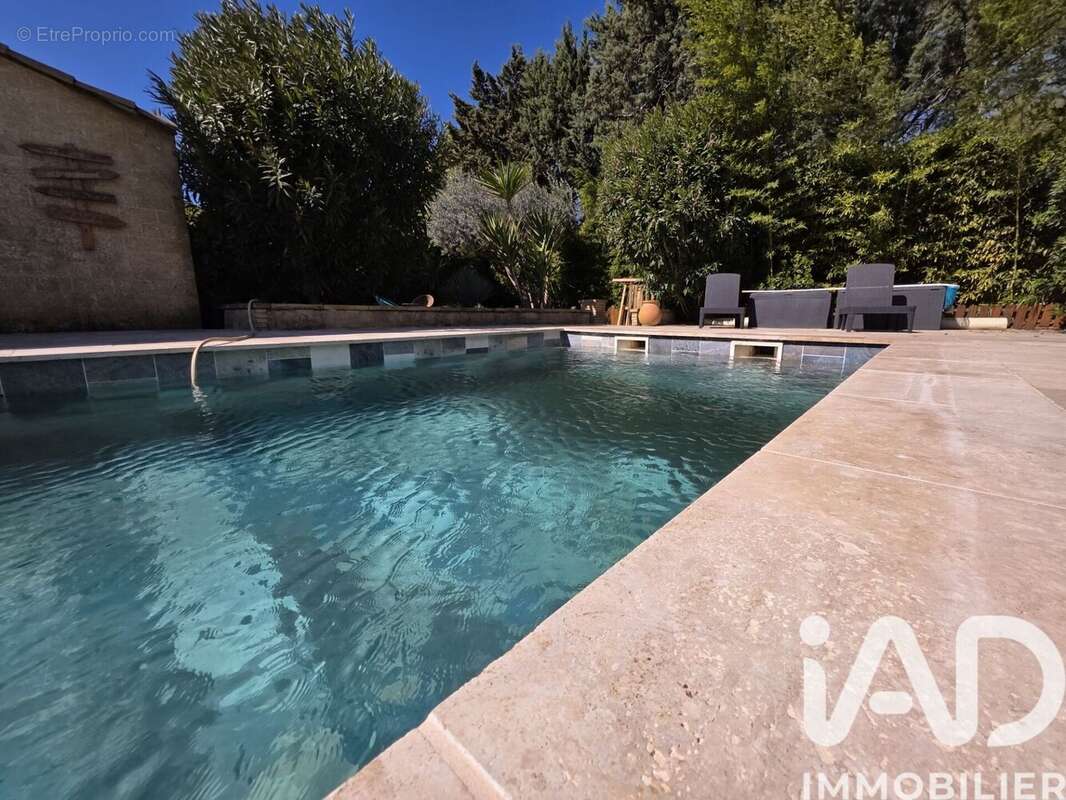 Photo 5 - Maison à SORGUES