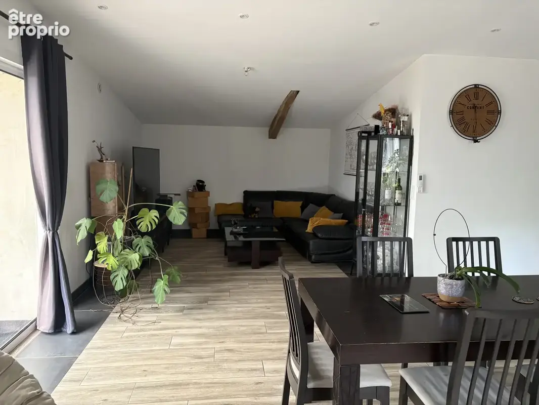 Maison avec dépendances et piscine - photo 10