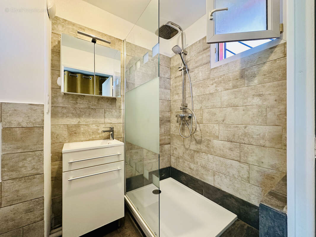 Appartement à PEROLS