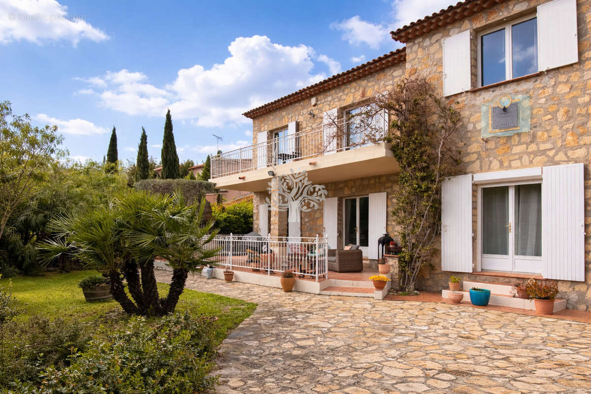 Maison à SANARY-SUR-MER