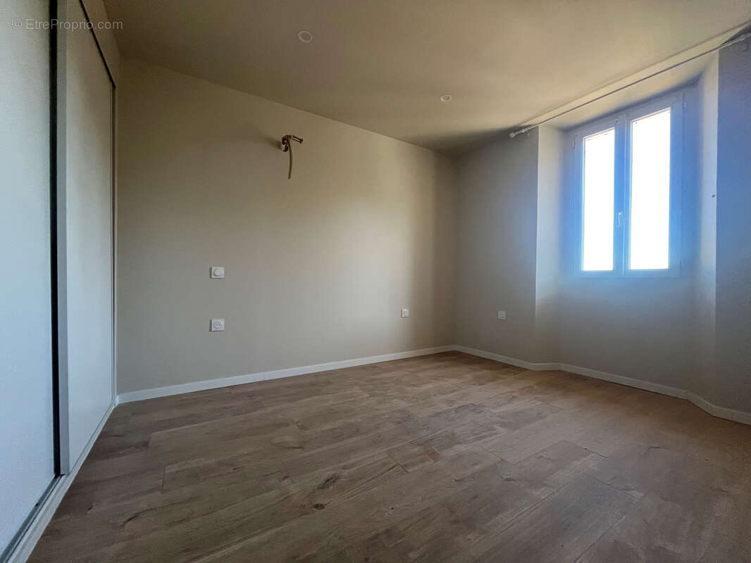 Appartement à PEGOMAS