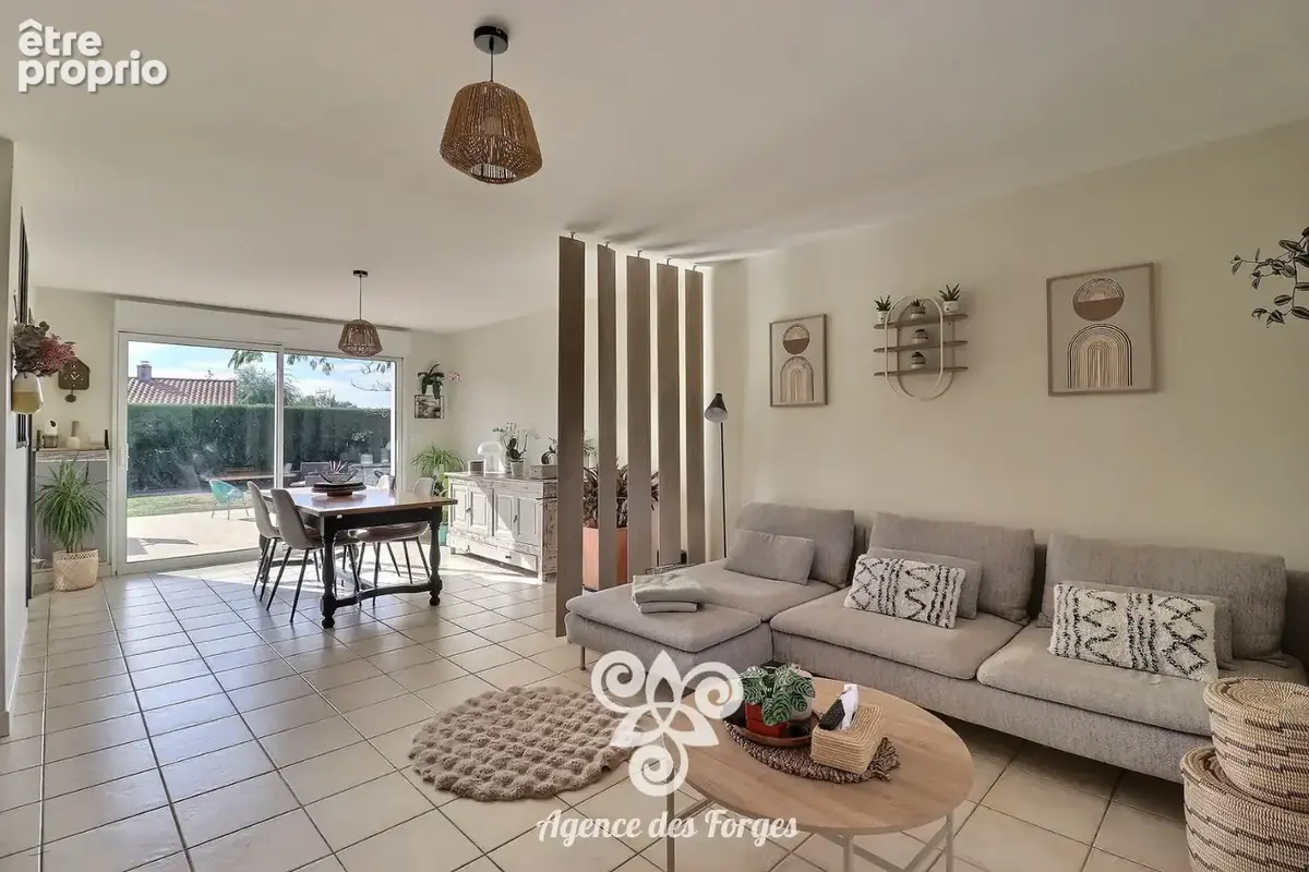 Maison de plain-pied - 3 chambres - 108m² - La Regrippiere - photo 2
