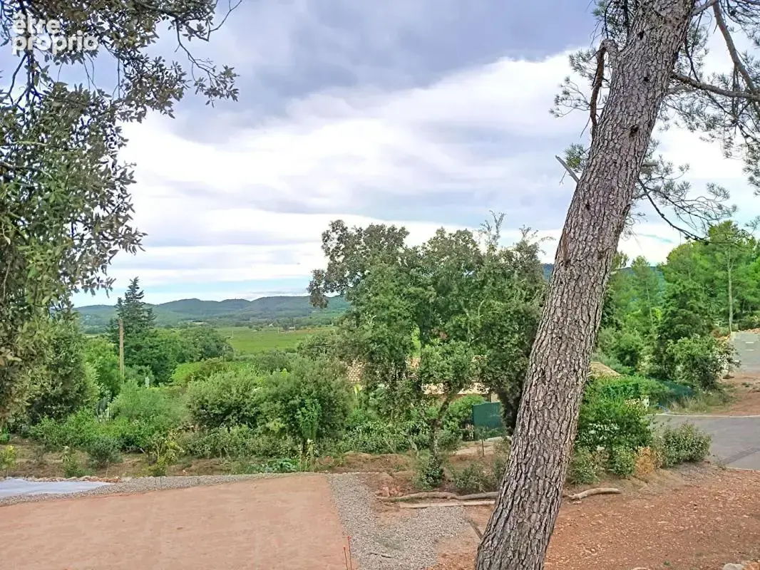 Maison neuve en RE2020 de 148.55 m2 sur 1200m² de terrain avec vue sur les collines - Montfort Sur Argens - photo 3