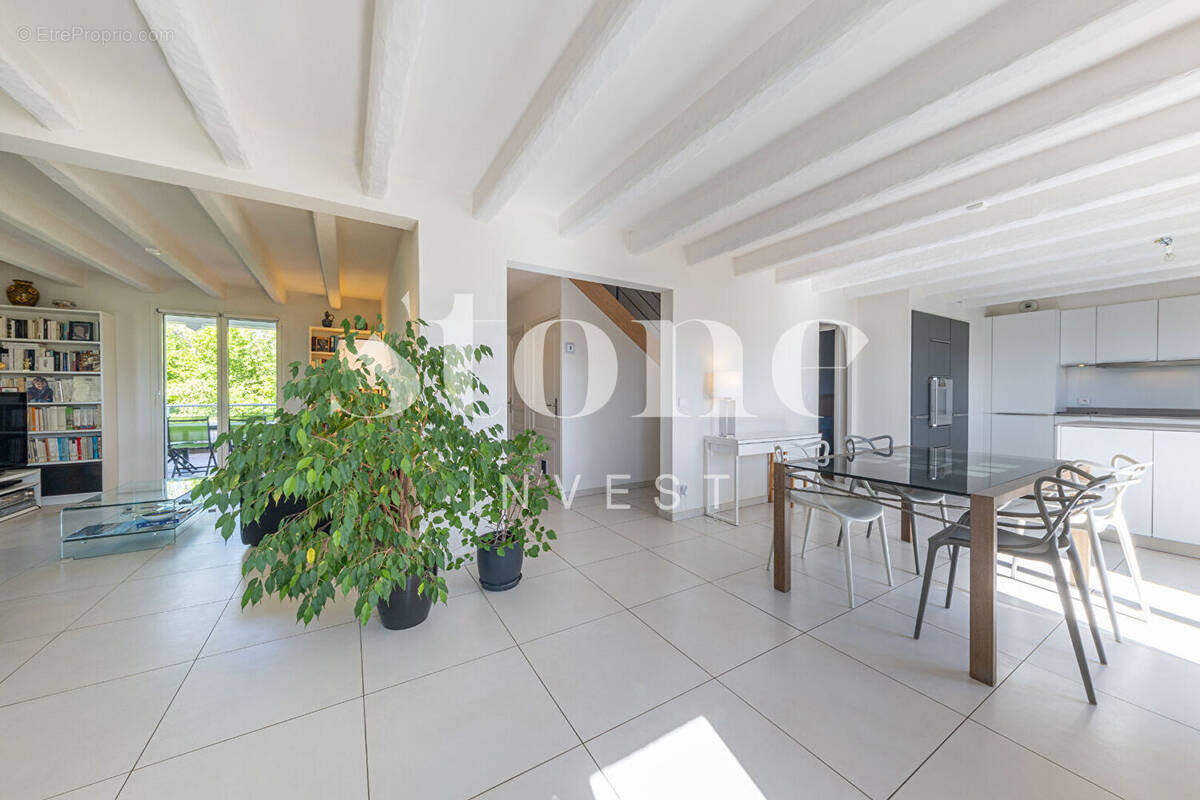Maison à CUVAT