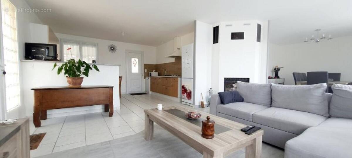 Photo 1 - Maison à AVAILLES-EN-CHATELLERAULT