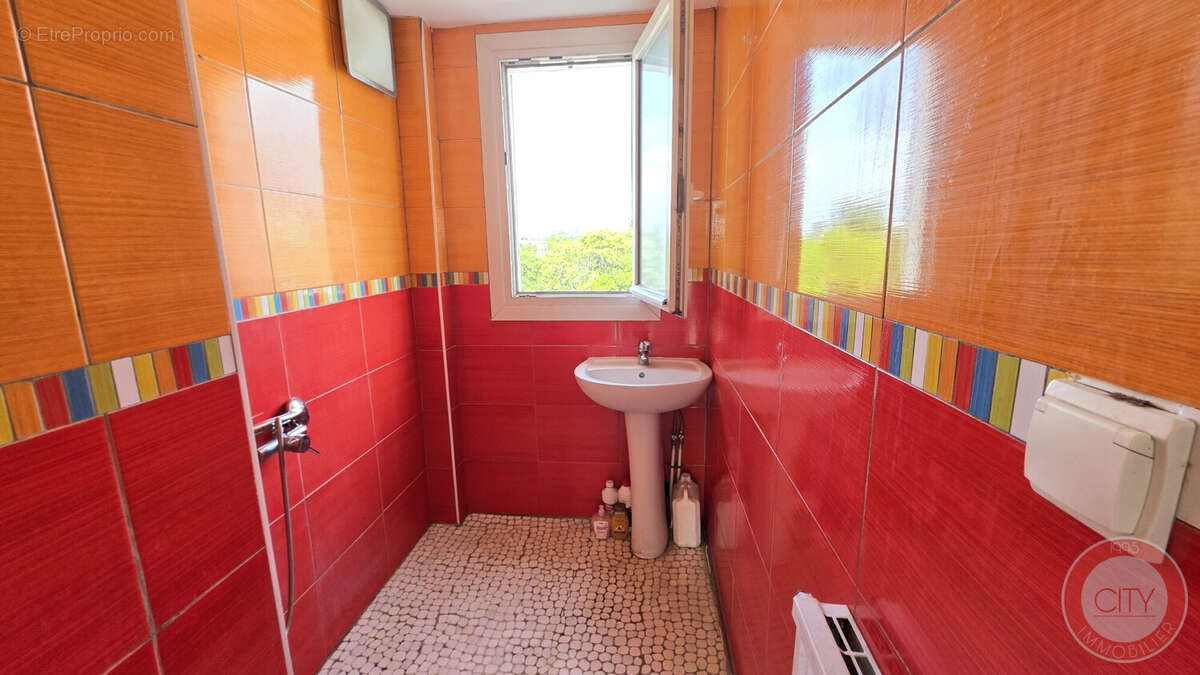Appartement 57 m² à Pessac  - photo 6