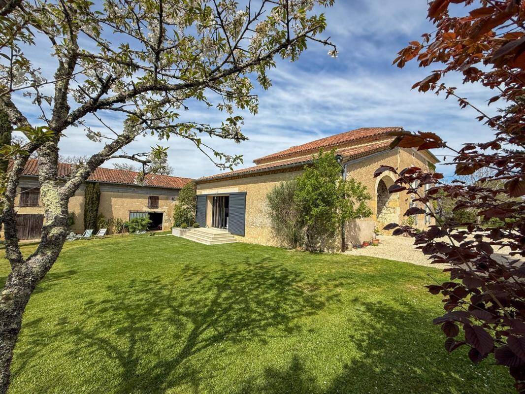 Maison à VALENCE-SUR-BAISE