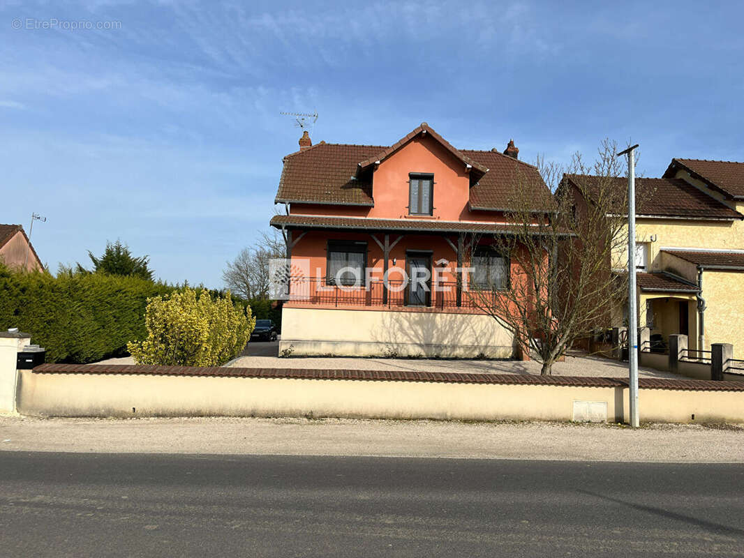 Maison à LOUHANS