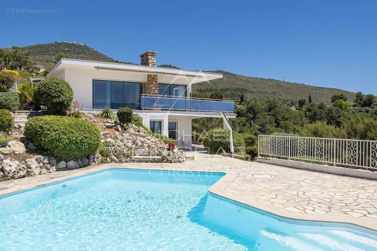 Maison à COLOMARS