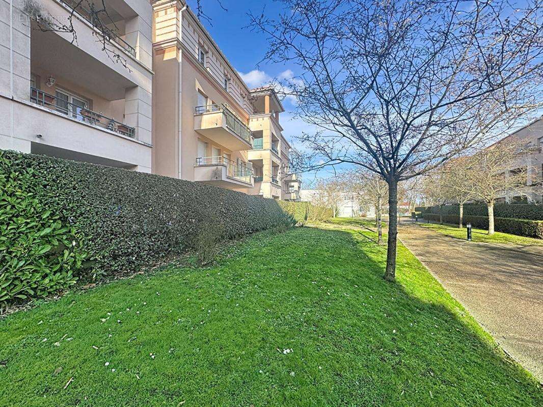 Appartement à ELANCOURT