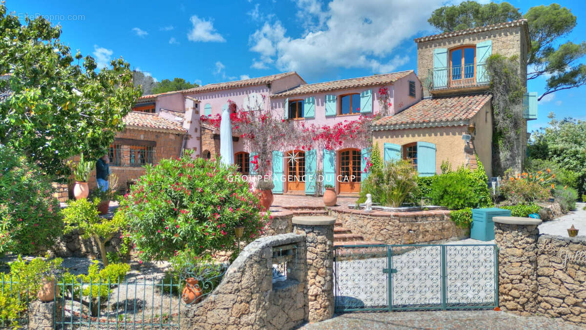 Maison à SAINT-RAPHAEL